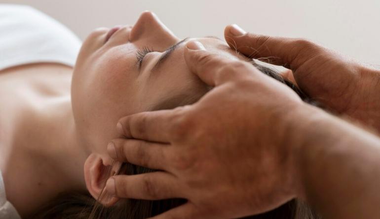 osteopathy-patient-getting-treatment-massage23-2149159083.jpg
